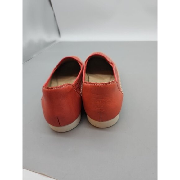 New EARTH ORIGINS Lark Lizzy Red Leather Cutouts Flat Comfort Shoes Size 9M - Picture 3 of 7
